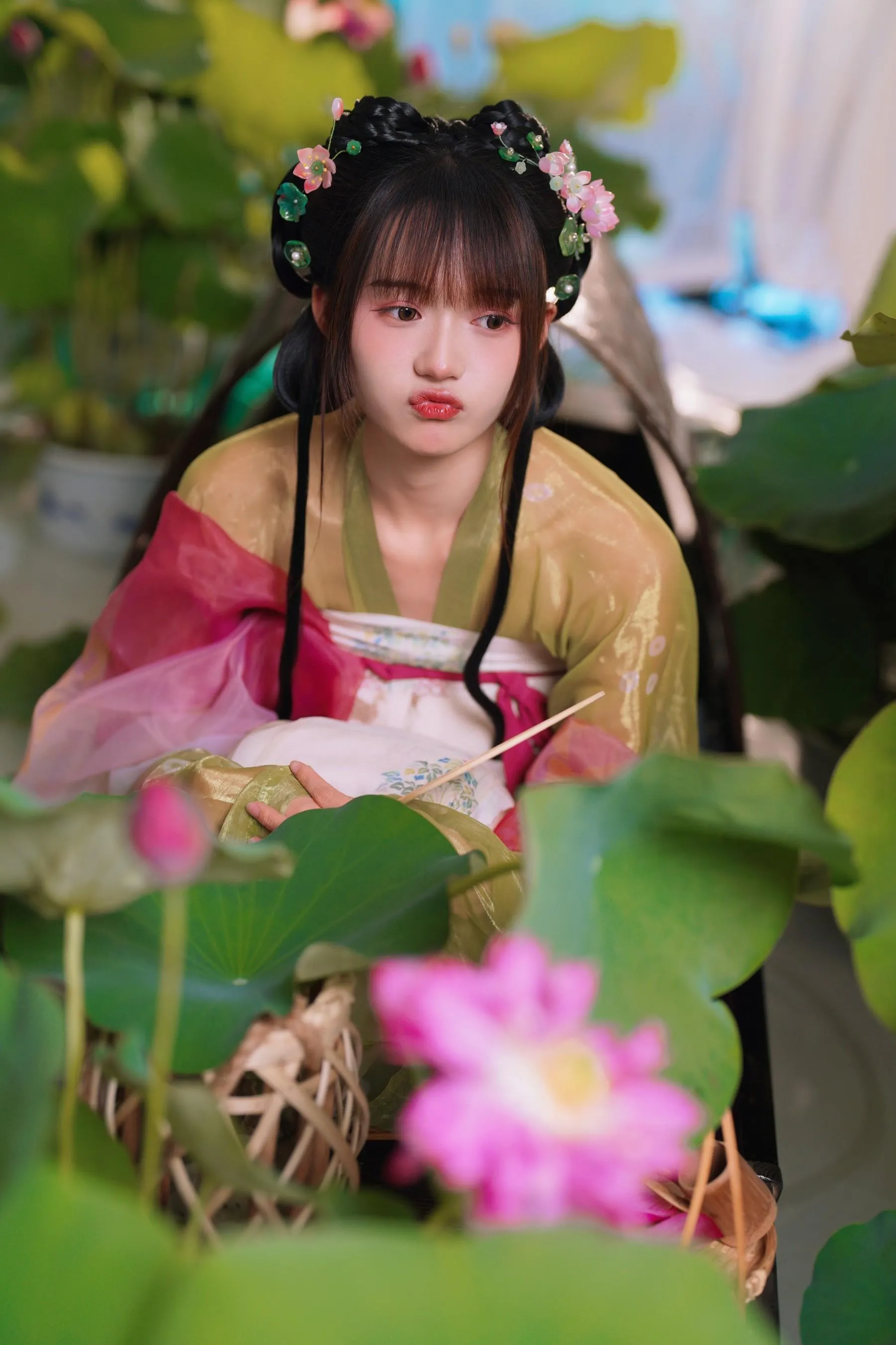兔子Zzz不吃胡萝卜 – NO.108 浮香花谷 [55P]插图1